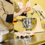 Food processors, machines and planetary mixers